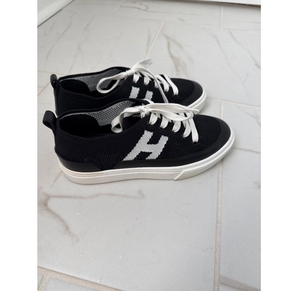 Hermes sneaker size 35.5 - Picture 3 of 7